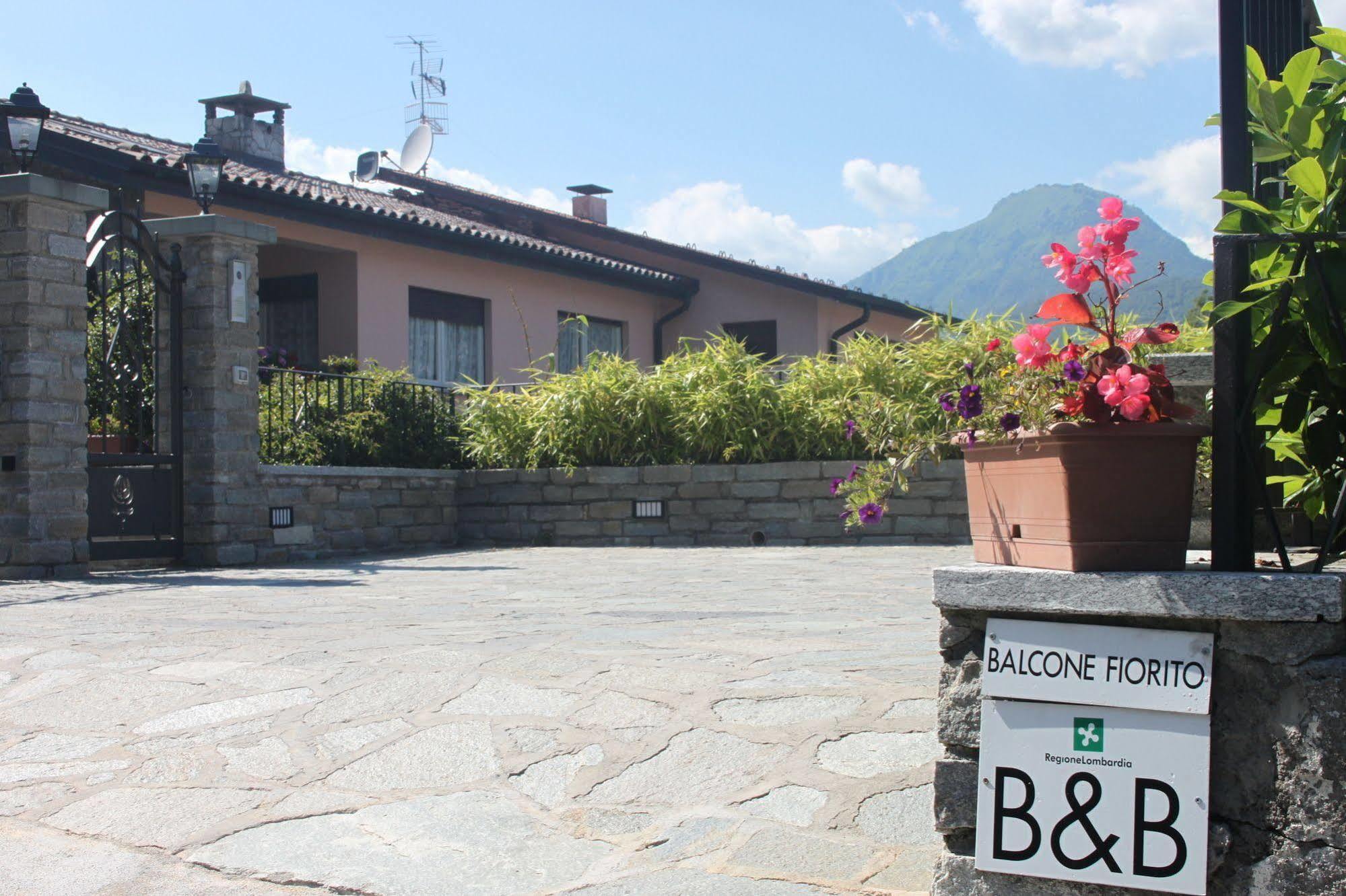 Balcone Fiorito Bed & Breakfast Menaggio Exterior photo